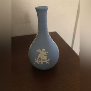 Wedgwood Blue Jasperware Bud / Posy / Stem Vase 5.25 in Height Preowned